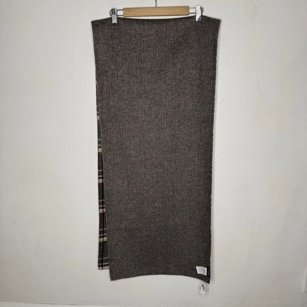 New Banana Republic Plaid Double Faced Scarf Polyester Wool Grey Glen‎ Plaid